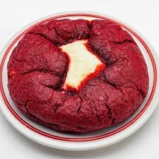 Red Velvet Cheesecake Cookie